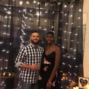 Meet your Posher, Dustin